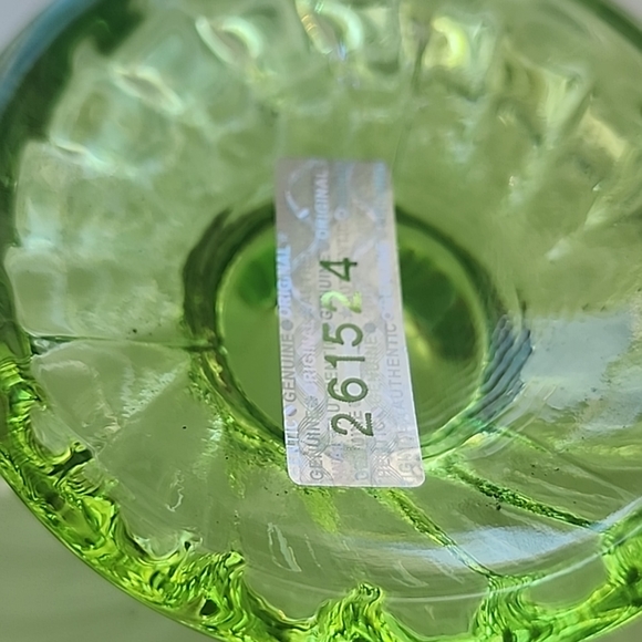 NEW IN BOX VINTAGE EGERMANN SWIRL ART GREEN BOHEMIAN GLASS BOWL. HAND MADE. - Picture 7 of 8